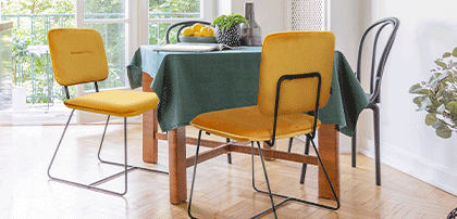 Krzesła tapicerowane żółte